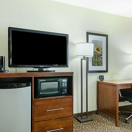 Quality Suites Springdale West I-49 Extérieur photo