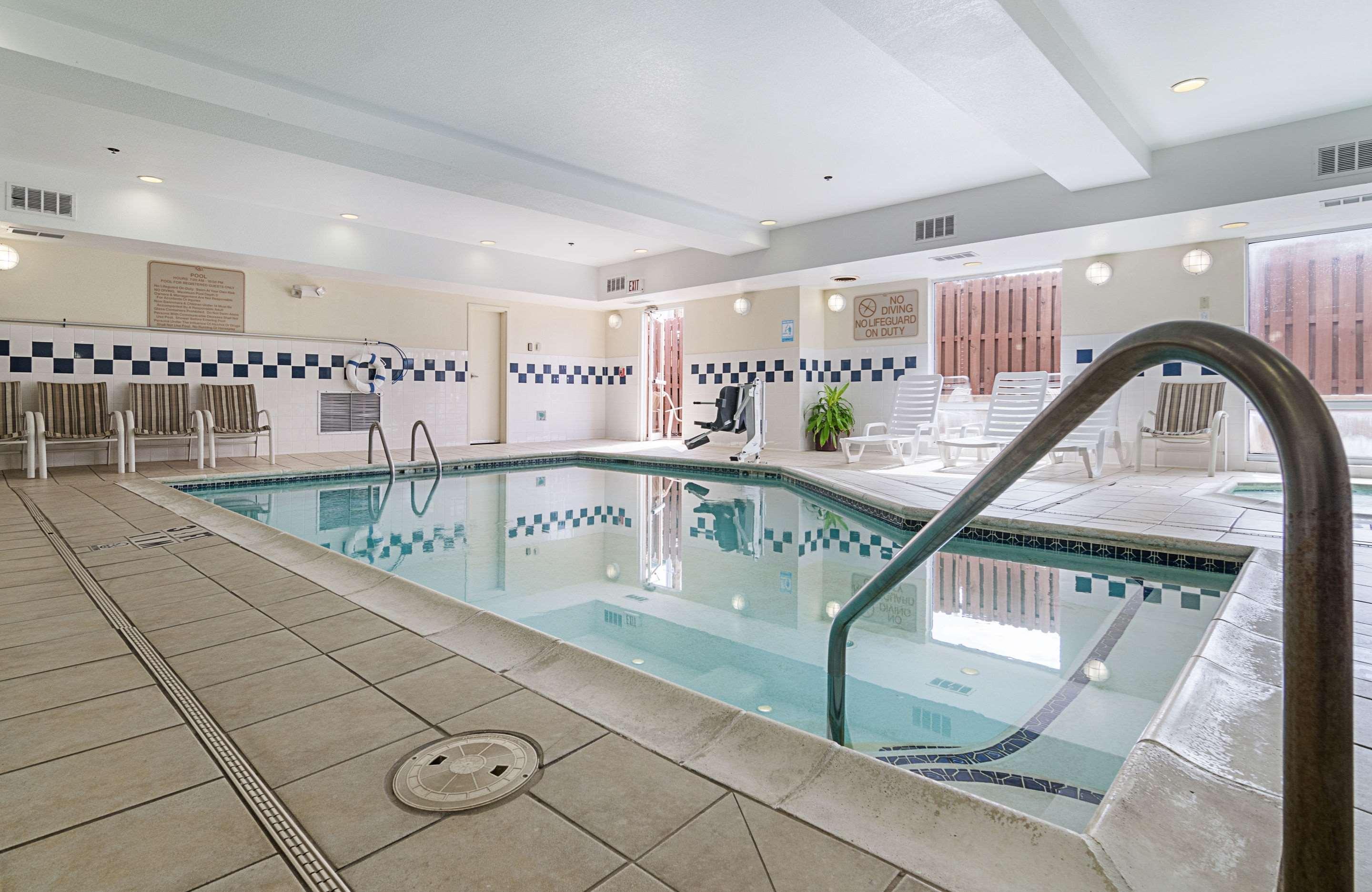 Quality Suites Springdale West I-49 Extérieur photo