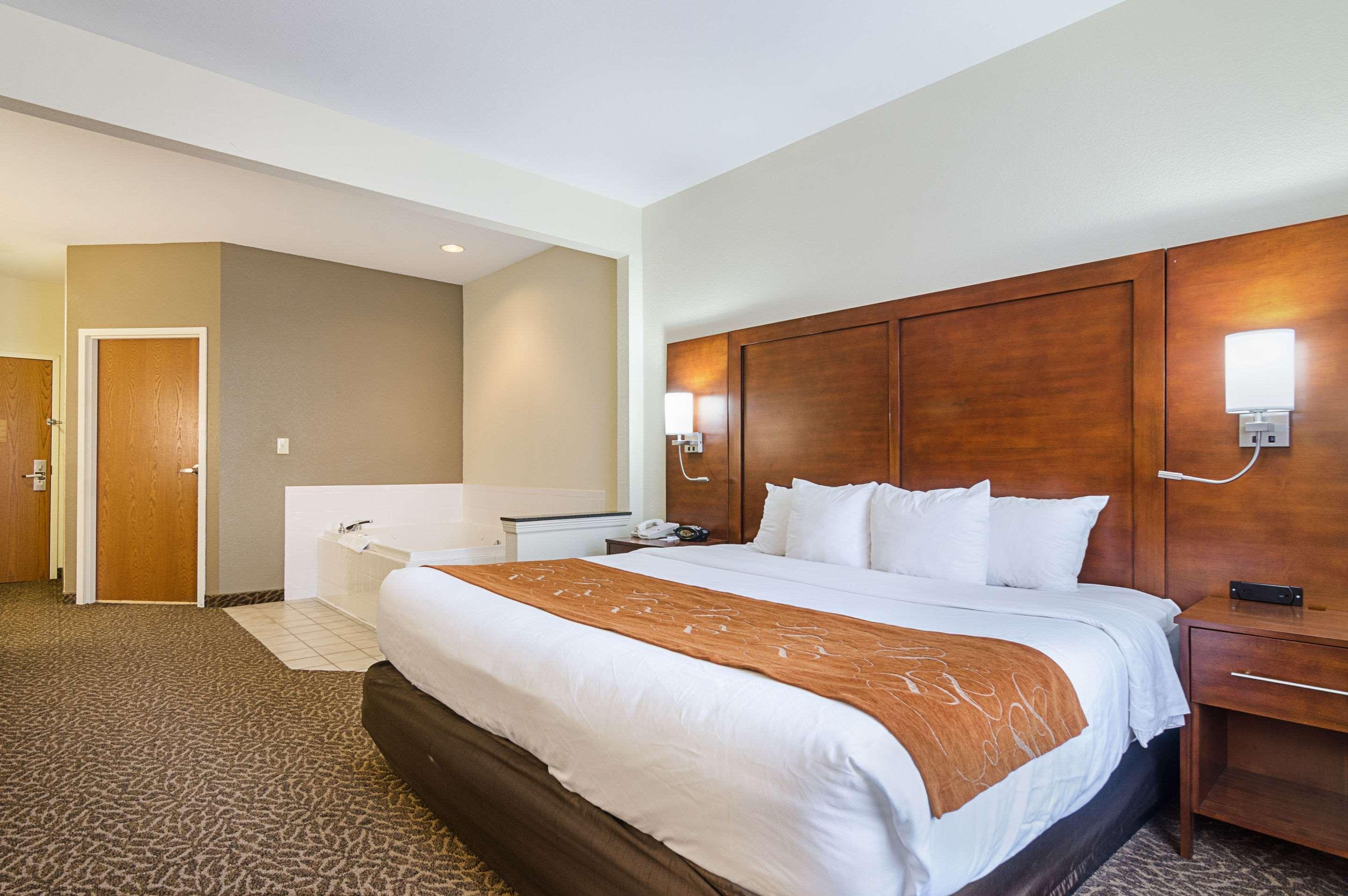 Quality Suites Springdale West I-49 Extérieur photo