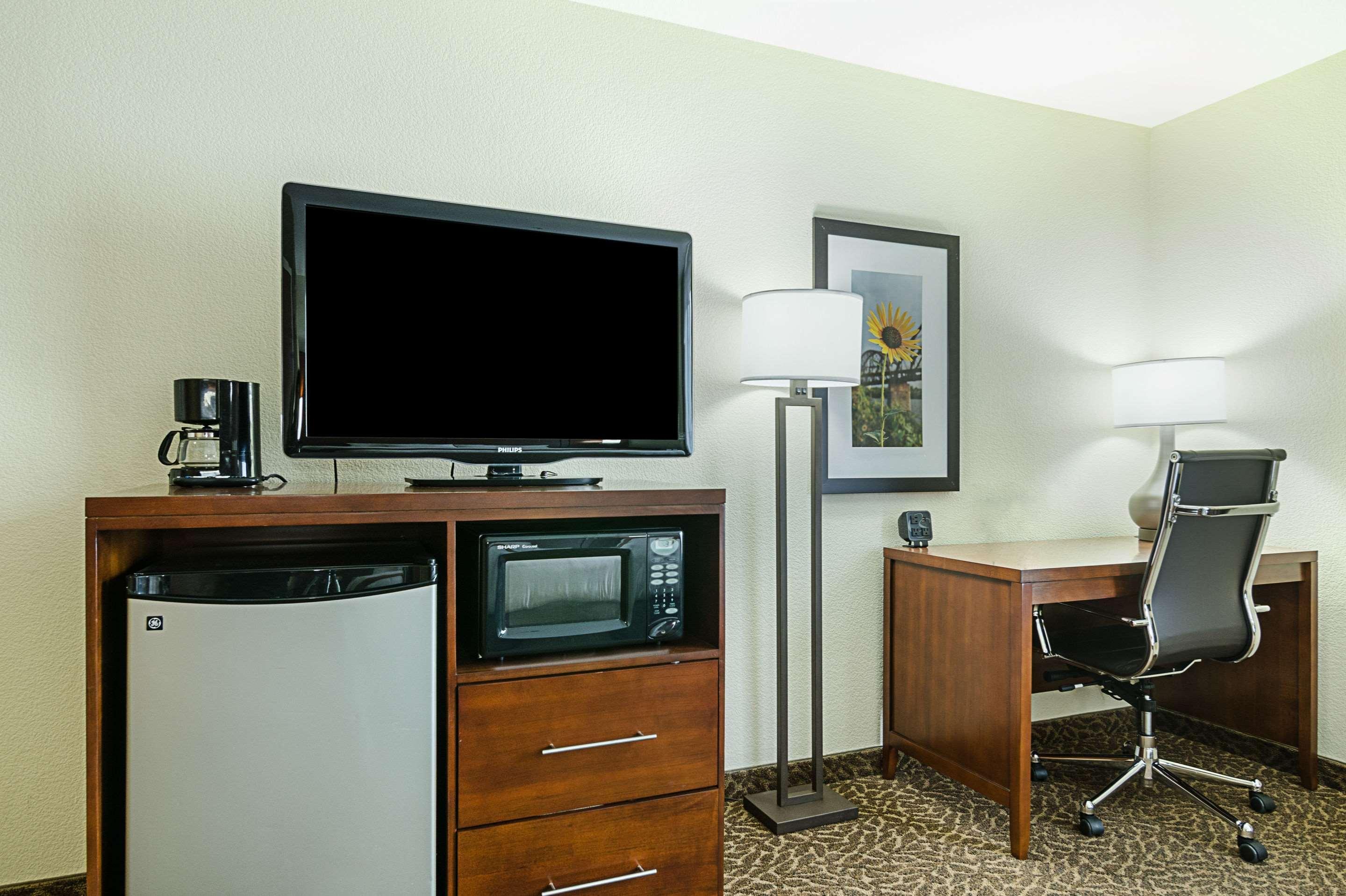 Quality Suites Springdale West I-49 Extérieur photo